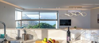 파노라마 뷰가 있는 럭셔리 아파트먼트