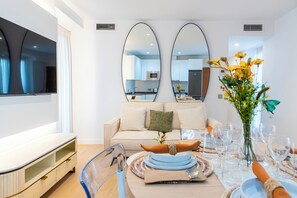 Apartment, Balcony, City View | Living room - Apartamentos Las Olas del Mar (Estepona)