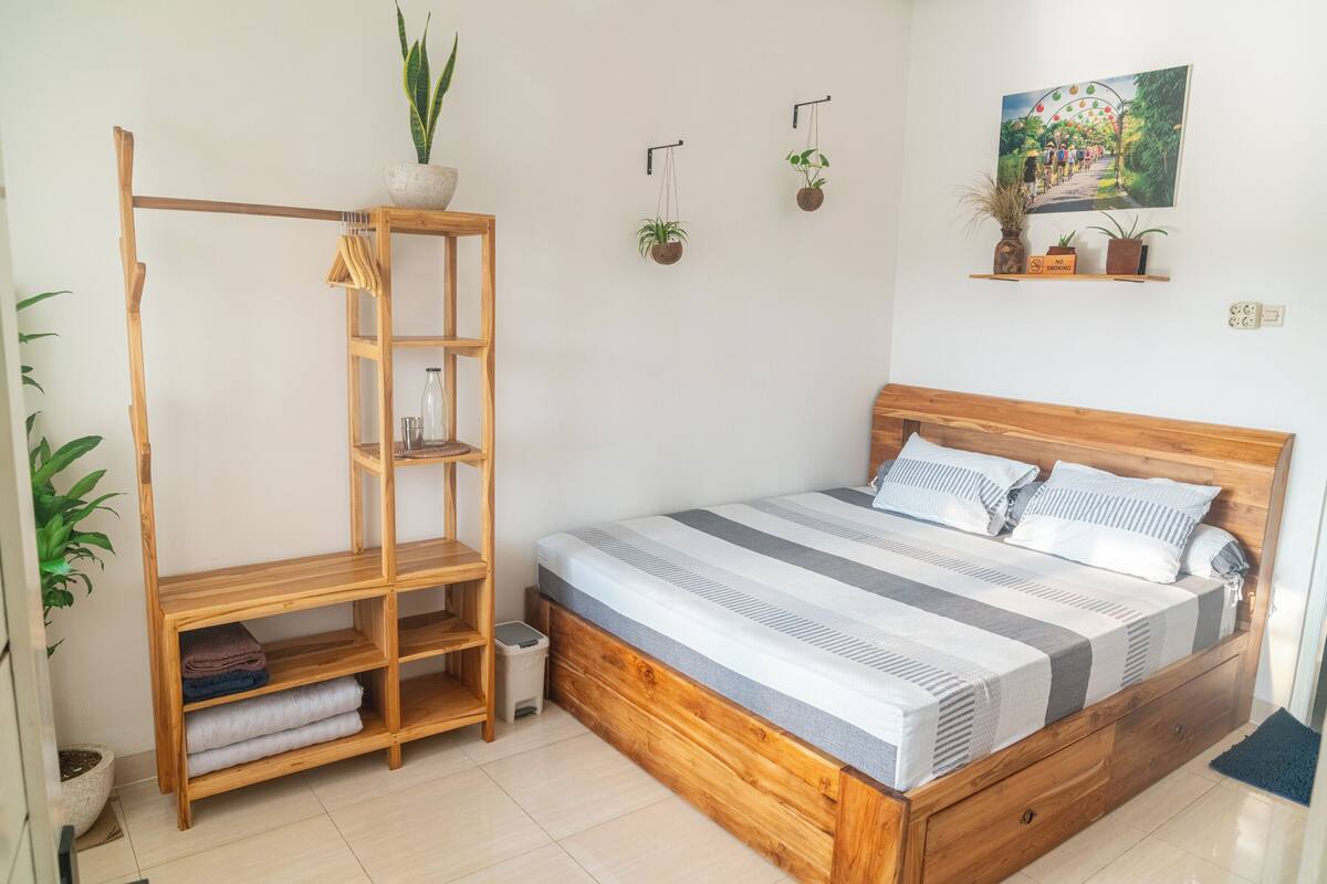Dobbeltrom – comfort, 1 kingsize-seng, balkong, byutsikt | Wi-fi (inkludert)