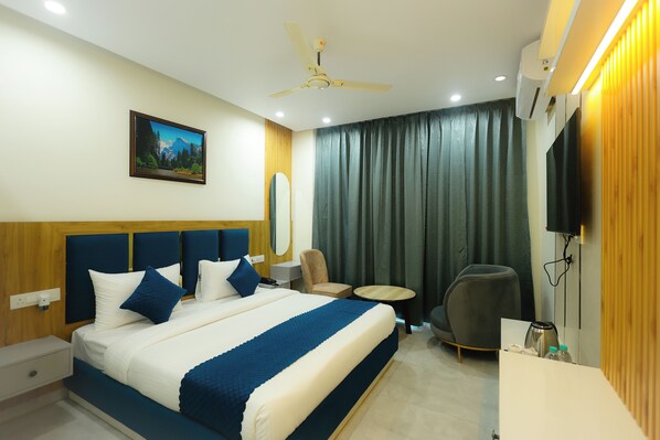 مساحة عمل للكمبيوتر المحمول وواي فاي مجانًا