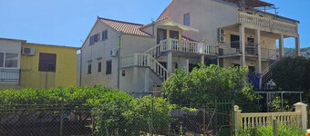 Apartment Antica Ground Floor Sleeps 5