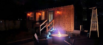 Cute Tiny Home with Animals near the Gulf Coast in Navarre, Florida