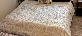 Cute Tiny House in the Woods for a Peaceful Getaway in Nature near Clark Fork, Idaho