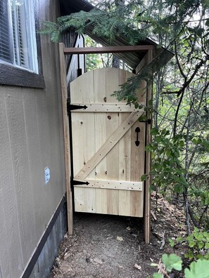 Exterior detail - Cute Tiny House in the Woods for a Peaceful Getaway in Nature near Clark Fork, Idaho (Clark Fork)