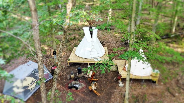 Unclassified image, 1 of 30, button - Stunning Authentic Tipi with Incredible Amenities for an Amazing Glamping Getaway near Fresno, Ohio (Fresno)