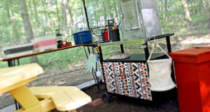 Stunning Authentic Tipi with Incredible Amenities for an Amazing Glamping Getaway near Fresno, Ohio