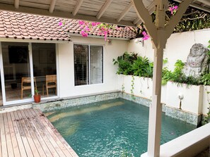 Outdoor pool - Tropical Oasis 2 BR Villa Near Beach (Seminyak)