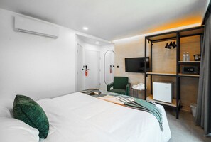 Deluxe Double Room | Desk, laptop workspace, free WiFi - Palma Hotel Bangkok (Bangkok)