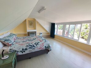 Caja fuerte, tabla de planchar con plancha, wifi gratis