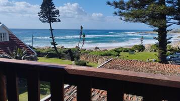 Familien-Ferienhaus, Terrasse, Strandblick | Terrasse/Patio