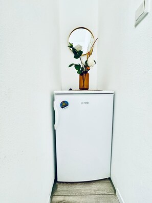 Basic Apartment | Private kitchen