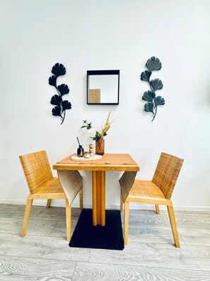 Basic Apartment | Private kitchen