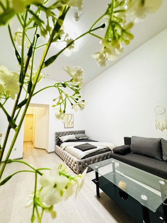 Basic Apartment. Affordable Studio Apt Near Ottakring