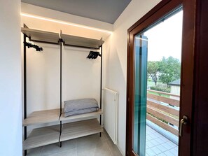 Interior - Holiday home with air conditioning and terrace (Lignano Sabbiadoro)