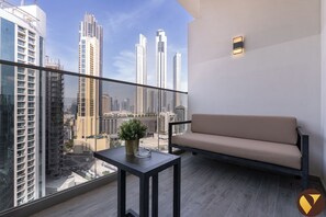 Studio, Balcony, City View | Balcony - Downtown close to Burj Khalifa Dubai Mal (Dubai)