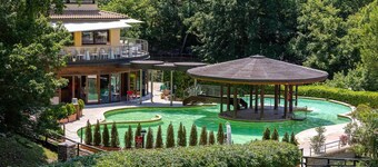 Romantic retreat with a private panoramic terrace near the Saturnia Hot Springs