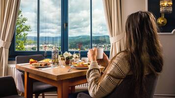 Colazione a buffet inclusa, servita tutte le mattine