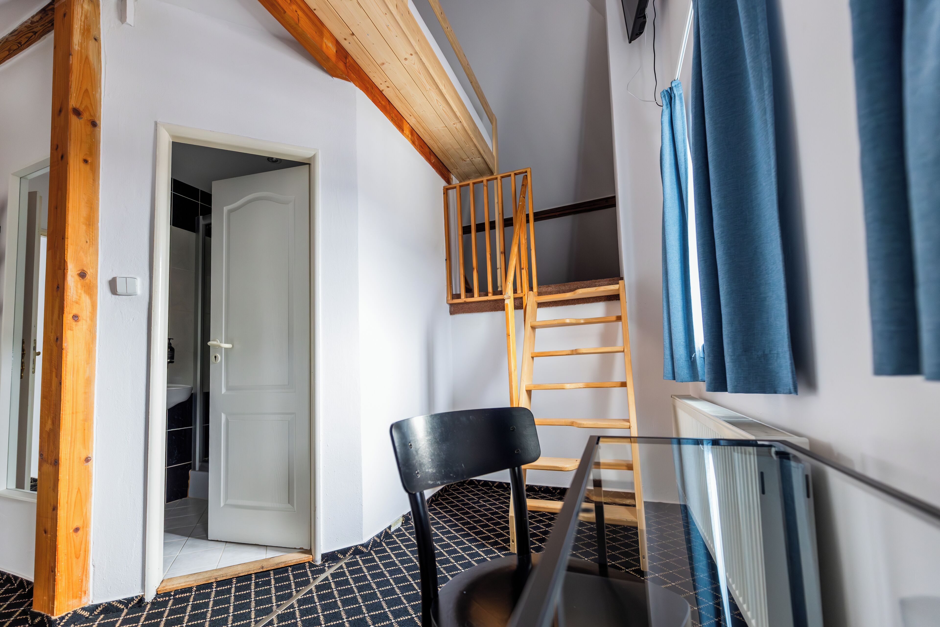 Yhden hengen standard-huone, vuoristonäköala | Työpöytä, vauvansängyt, ilmainen Wi-Fi, vuodevaatteet