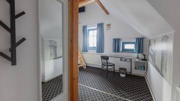 Singola Standard, vista montagna | Una scrivania, culle/letti per bambini (a pagamento), Wi-Fi gratuito