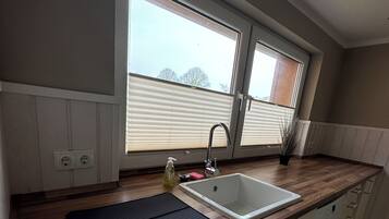 Réfrigérateur, four, plaque de cuisson, lave-vaisselle