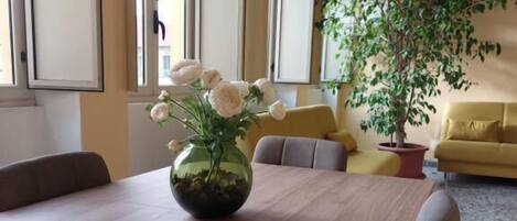 32-inch flat-screen TV with cable channels