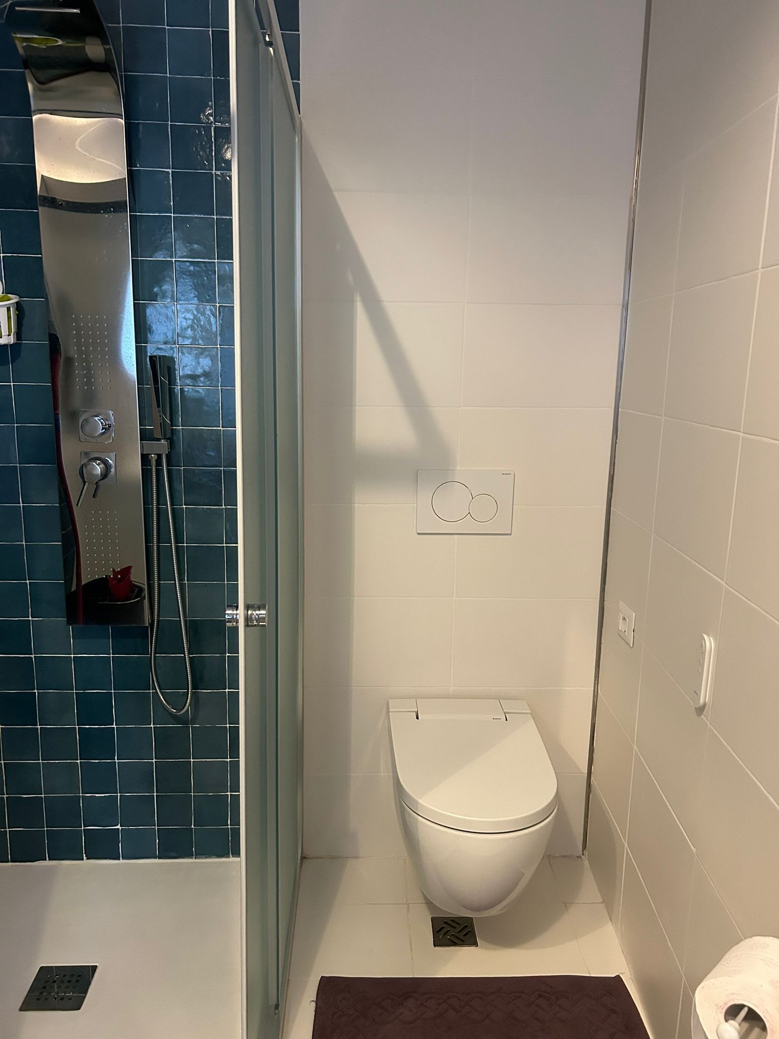 Doccia, asciugacapelli, bidet, asciugamani
