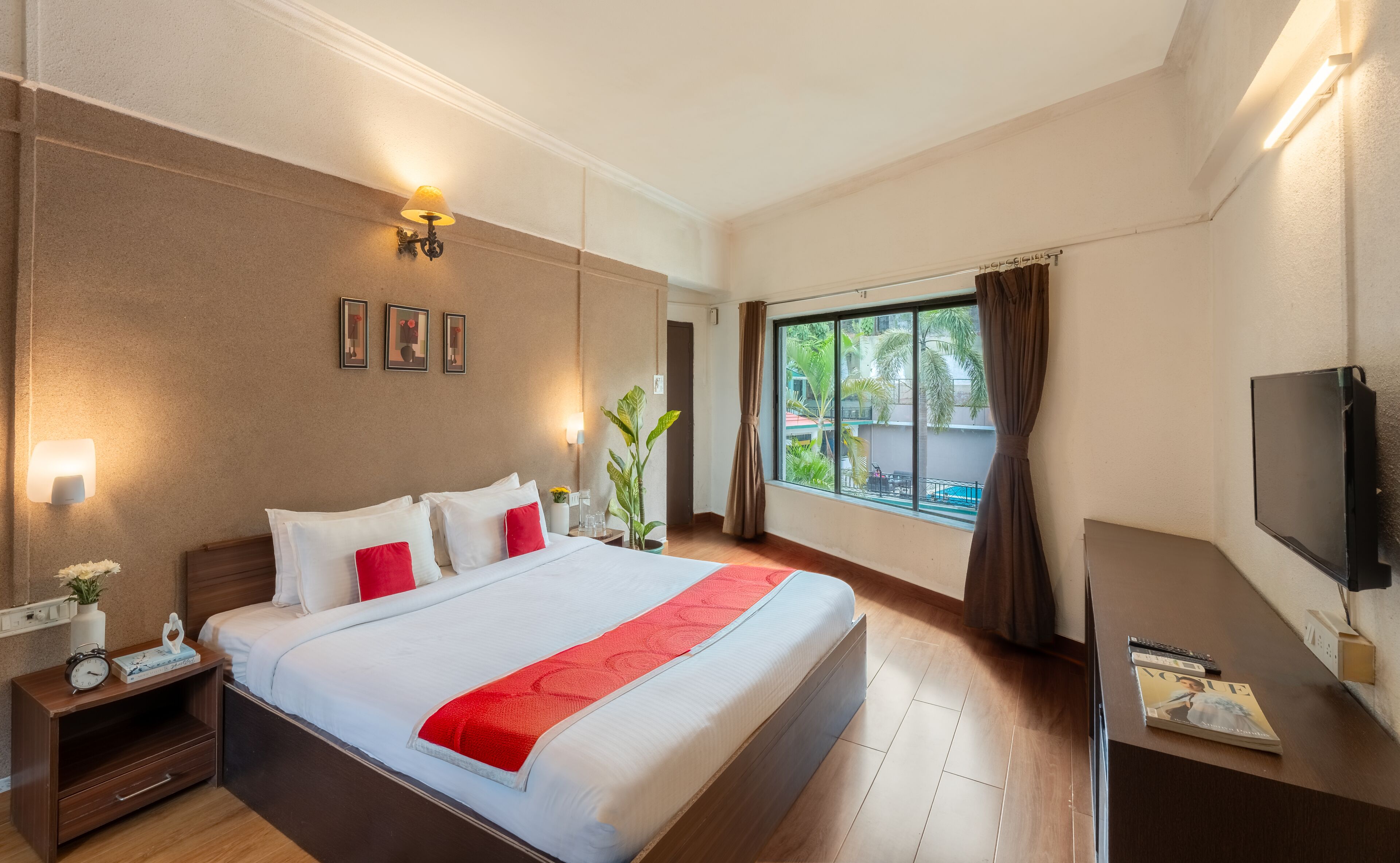 Habitación Deluxe, balcón | Escritorio y wifi gratis