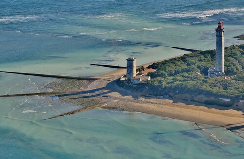 Charmante maison pour 8 à 800 m de la plage