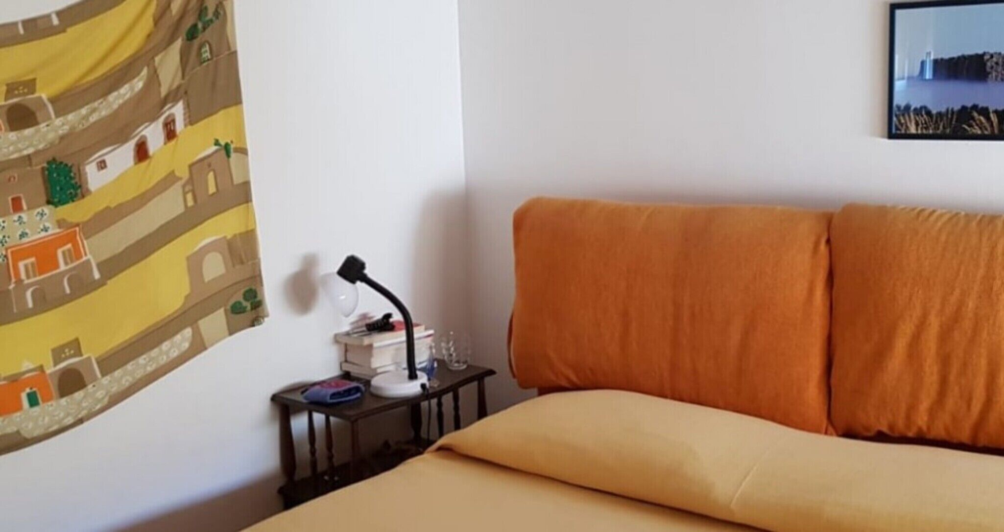 3 bedrooms, bed sheets
