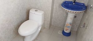 Laptop workspace, free WiFi