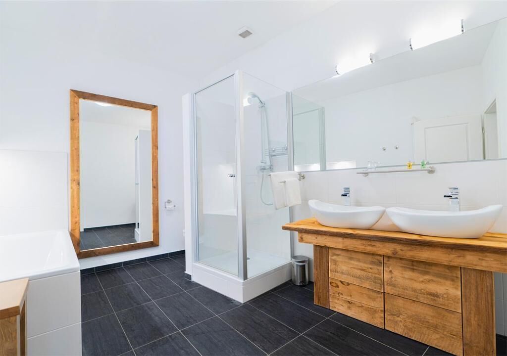 Deluxe-Doppelzimmer, Stadtblick | Badezimmer