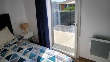 Comfort Apartment, Balcony | In-room safe, iron/ironing board, free WiFi