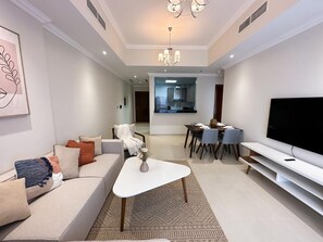Smart TV - Exotic 1-bedroom flat close to Dubai mall/Burj Khalifa (Dubai)