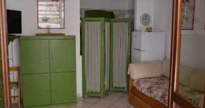 1 habitación y ropa de cama 
