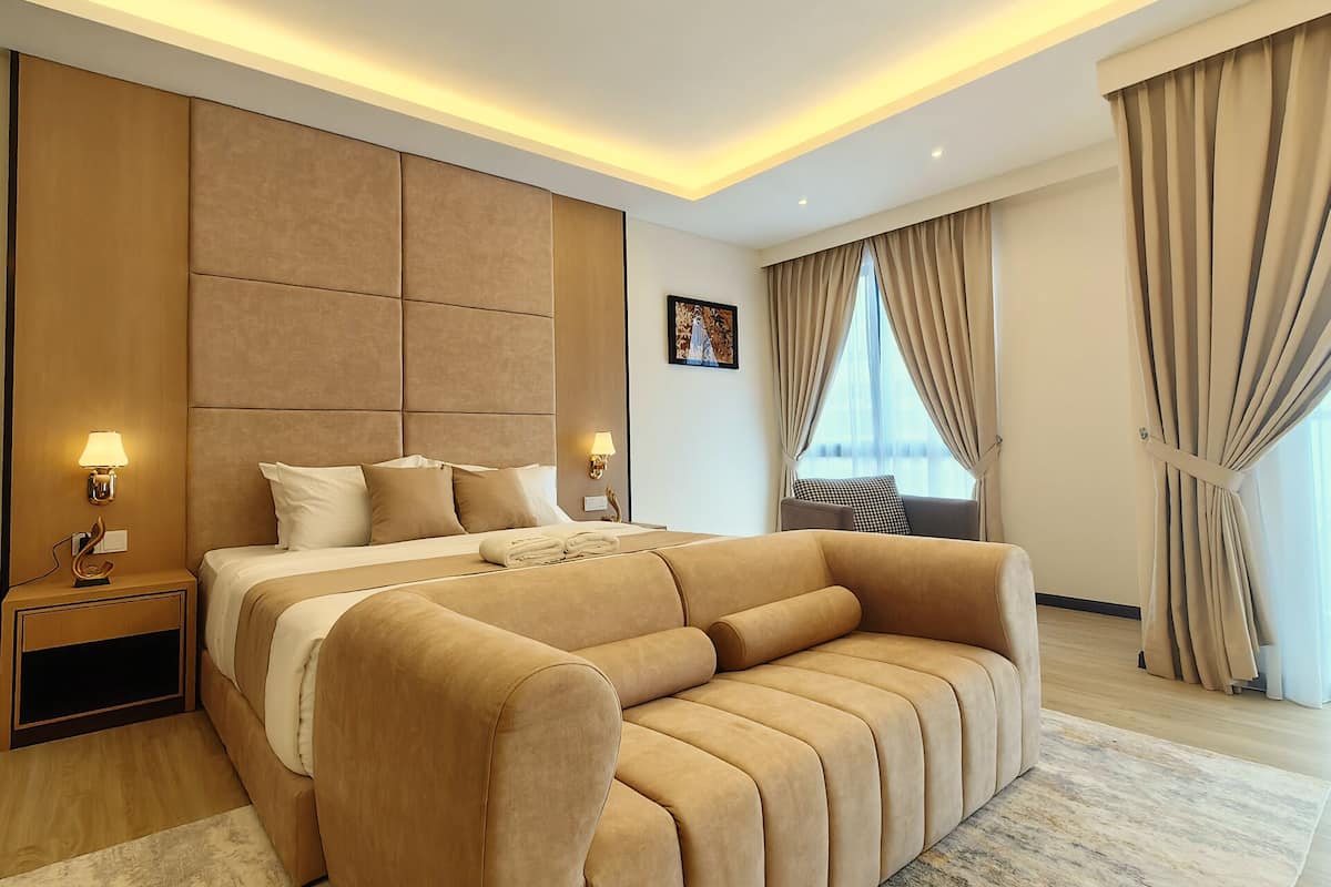 In-room safe, blackout curtains, soundproofing, iron/ironing board