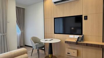 Tende oscuranti, ferro/asse da stiro, Wi-Fi gratuito, lenzuola