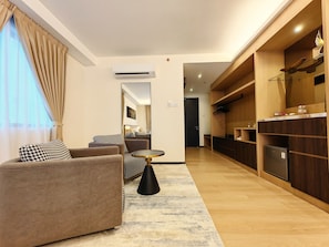 In-room safe, blackout curtains, soundproofing, iron/ironing board