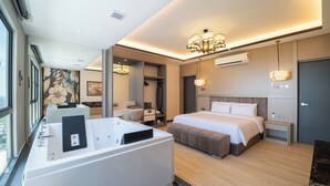 星評価なしの画像、5 / 120、ボタン