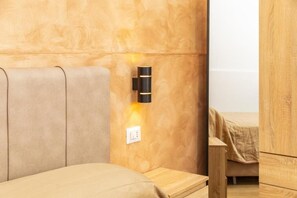 1 bedroom, iron/ironing board, Internet, bed sheets - One-bedroom apartment with private bathroom in very central area, 5 minutes from (Catania)