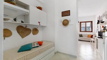 1 camera, Wi-Fi, lenzuola