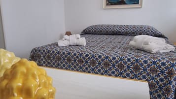 1 habitación y ropa de cama