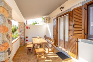 Outdoor dining - Alva, 300m from the sea by All4sardinia (Nuoro)