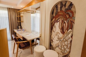 Deluxe Double Room, Balcony, City View | Premium bedding, in-room safe, desk, laptop workspace - Selebrity Cappadocia (Avanos)