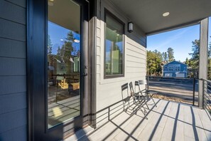 Exterior detail - Fraser Ridge Retreat 3 Bed 3.5 Bath - Sleeps 9 (Fraser)