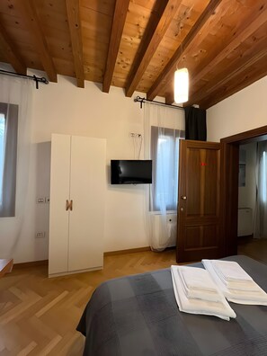 1 chambre, Wi-Fi, draps fournis