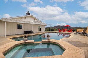 Pool - Viva La Vista! | Pool & Jacuzzi | Family Game Room (Vista)