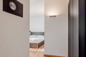 2 多间卧室、熨斗/熨衣板、免费 WiFi、床单