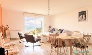 Living area - Apartment Near Caroual Beach Bliss (Erquy)