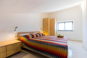 1 soveværelse, sengetøj