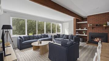 Apartemen | Area keluarga | Perapian